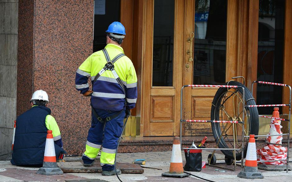 comment déboucher une toilette sans siphon Levallois-Perret
